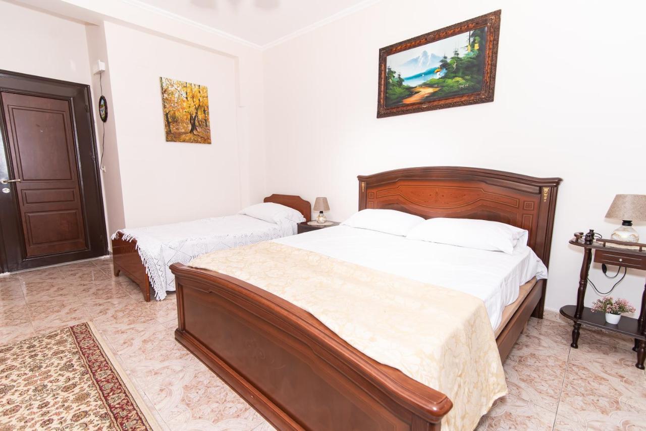 Erla'S Apartment Tiranë Luaran gambar